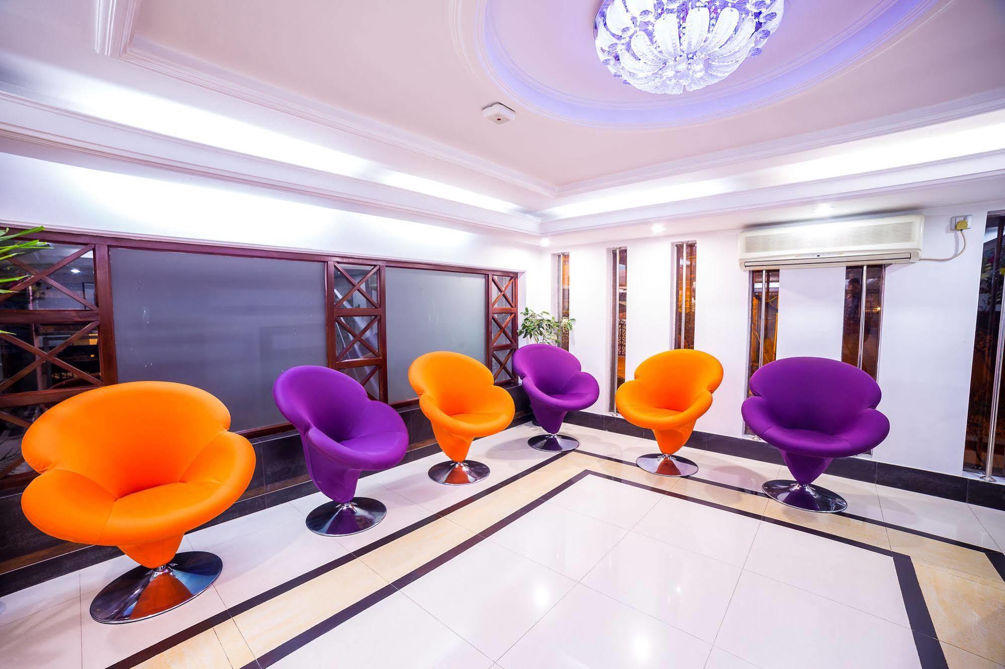 Nascent Gardenia Luxury Suites Dhaka Exterior foto