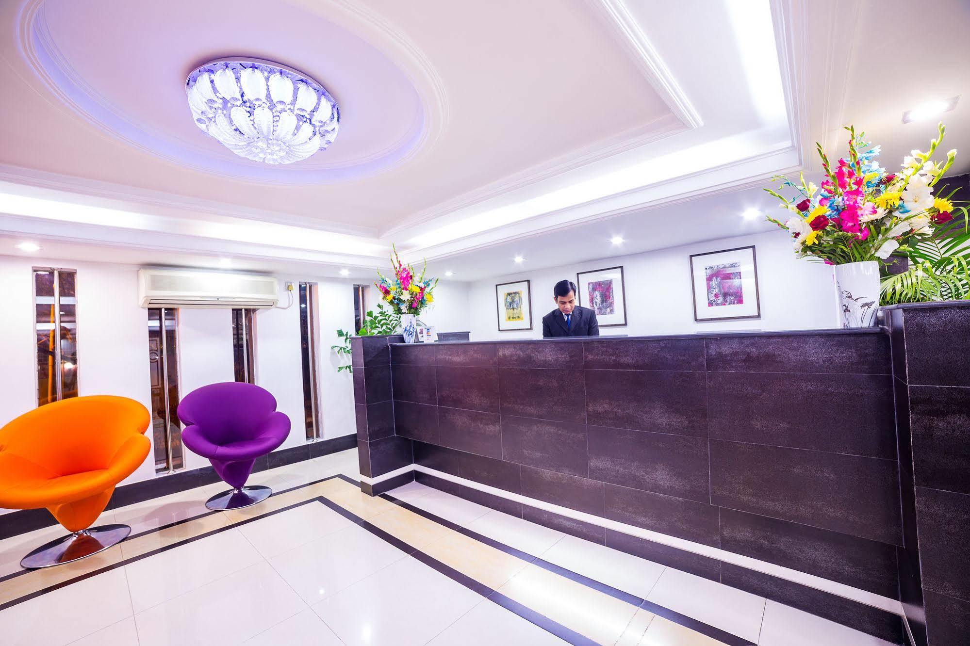 Nascent Gardenia Luxury Suites Dhaka Exterior foto
